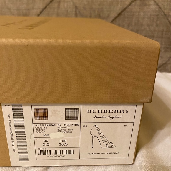 burberry  heels - Picture 8 of 13